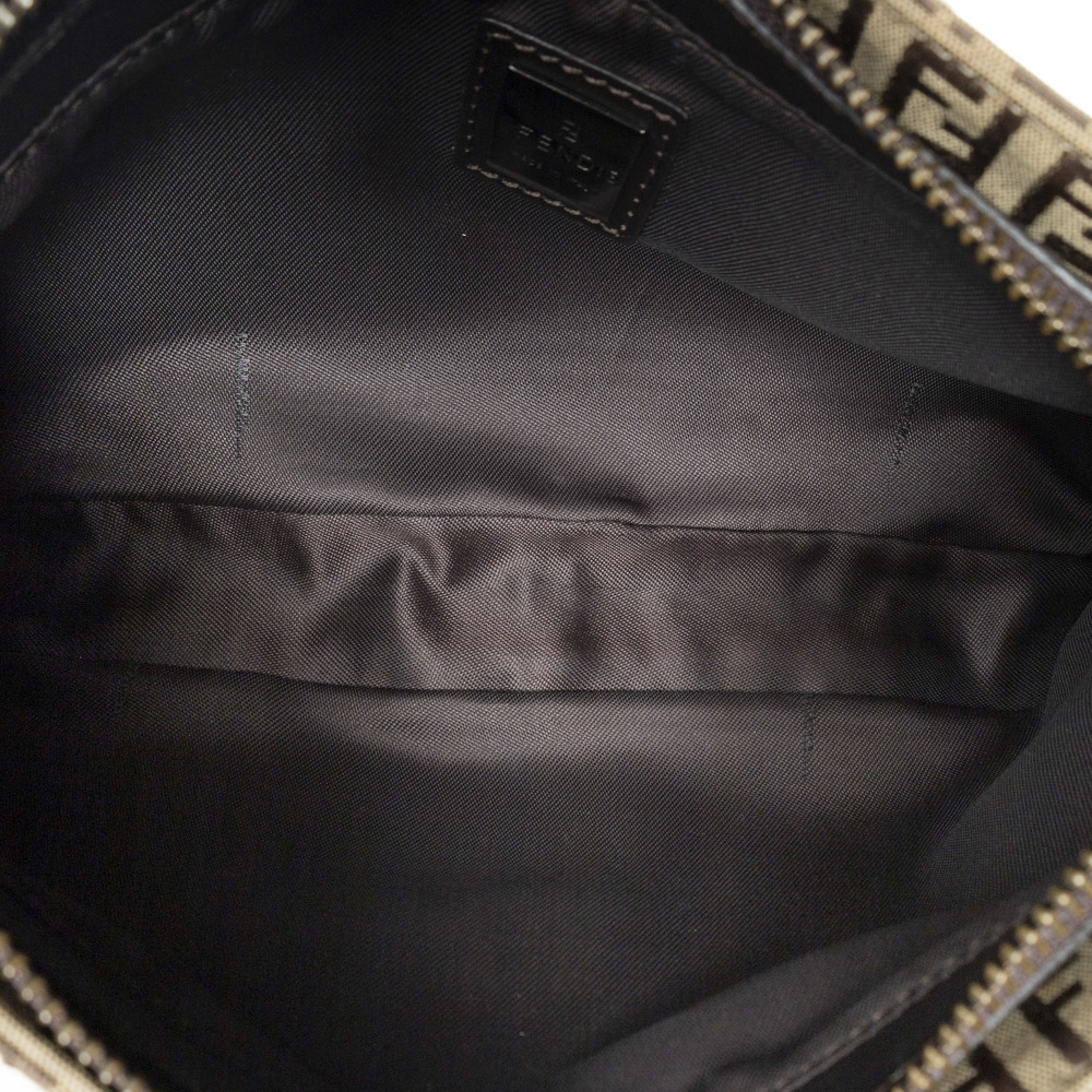 Fendi Rectangular Zip - Picture 9 of 10